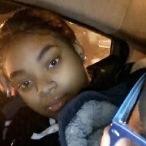 Meet your Posher, Lay